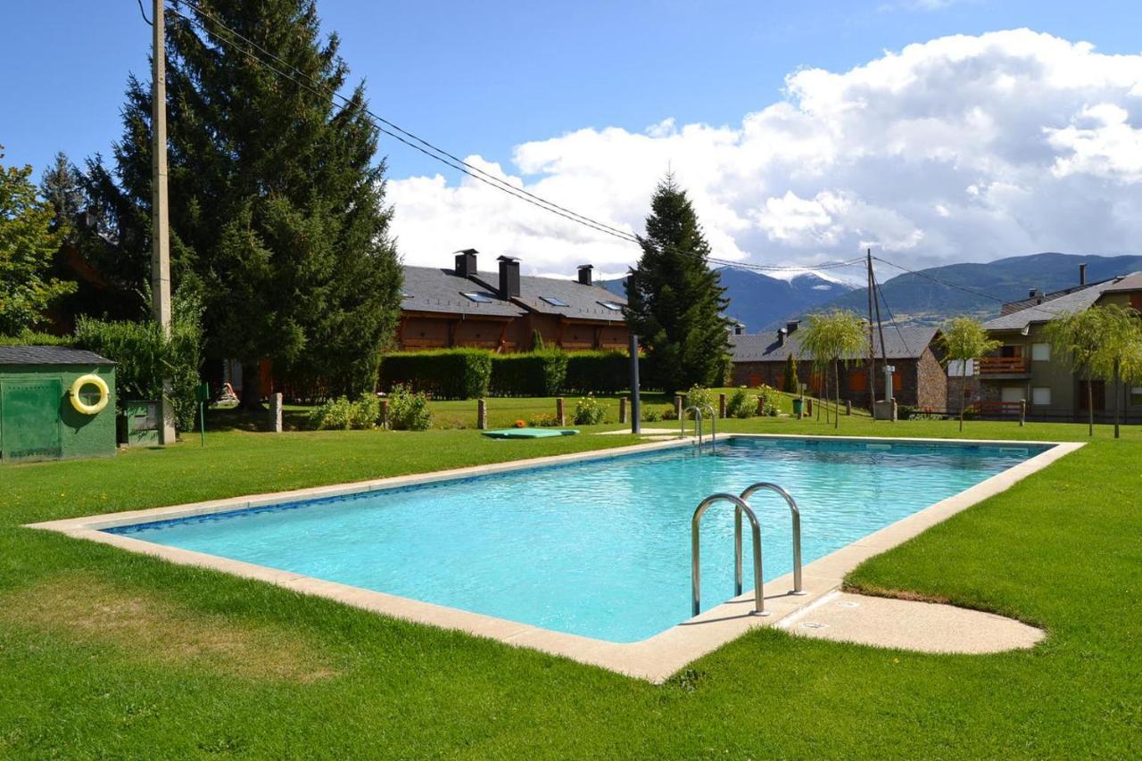 Amplio Apartamento Con Piscina En Llivia Exteriör bild