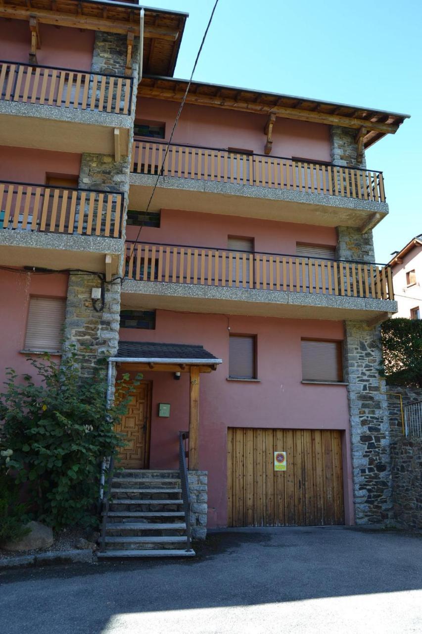 Amplio Apartamento Con Piscina En Llivia Exteriör bild